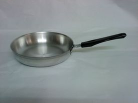 262149619_592175585226186_9141000814927252228_n Τηγάνι αλουμινίου χέρι βακελίτη